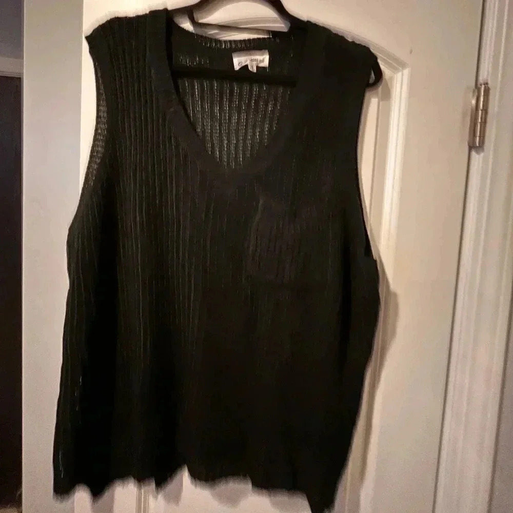 Macaron Sweater Vest - XL